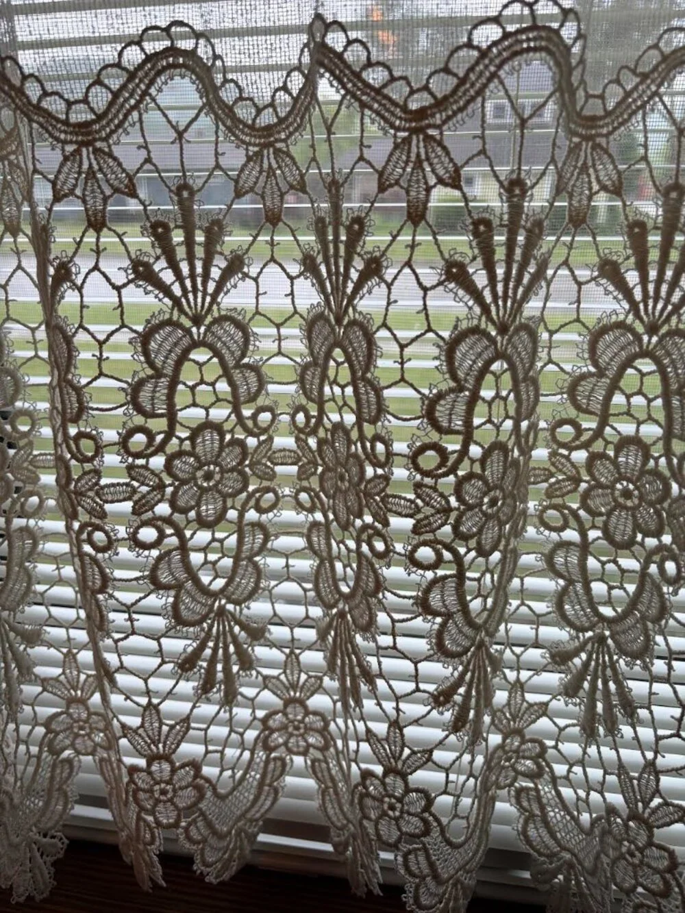 Imported Medallion Macrame Tier 29